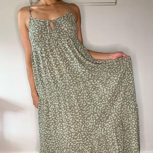 Sage green maxi dress with pretty white daisies